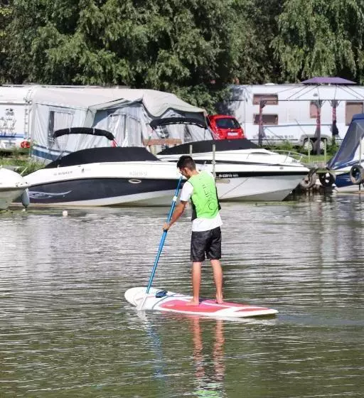 Aamiaismajoitus (B&B) Kormorán Panzió