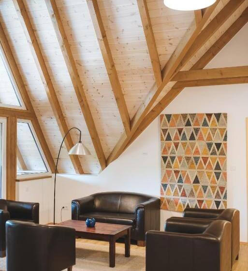 住宿加早餐  Kormorán Panzió