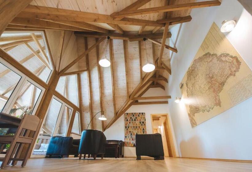 住宿加早餐  Kormorán Panzió