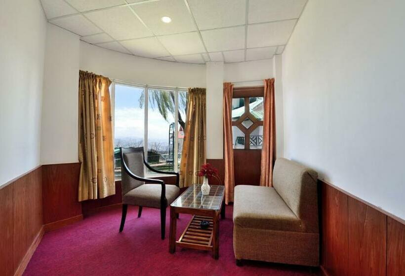 Galleu Hill Resort, Kufri Himalayan View Resort