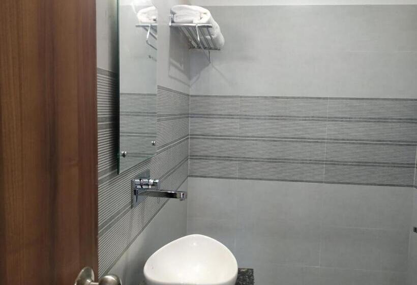 هتل Global Inn Gold Lucknow