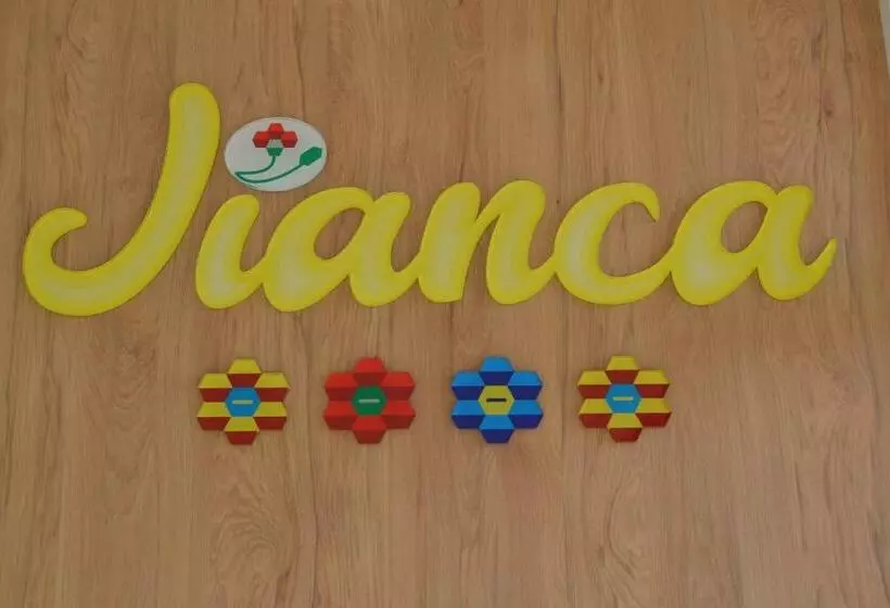 هتل Jianca Pensiune Agroturistică