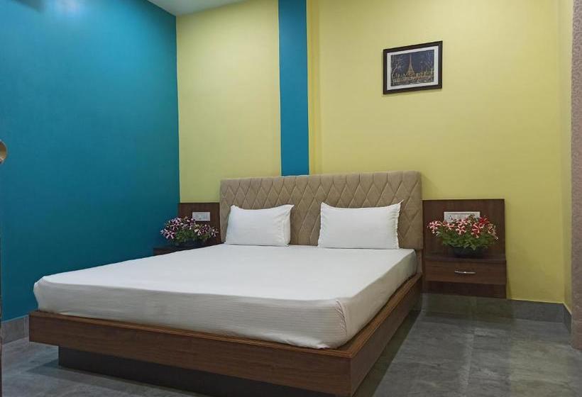 Hotel Atithya Resort