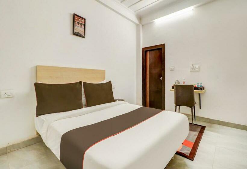 호텔 Collection O 79138 Collection O  Premier Inn