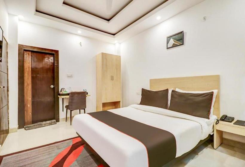 호텔 Collection O 79138 Collection O  Premier Inn