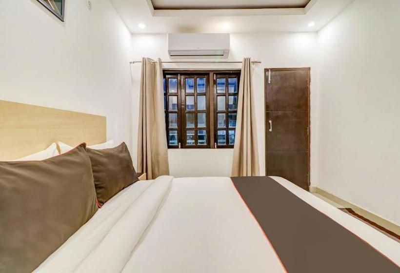 호텔 Collection O 79138 Collection O  Premier Inn