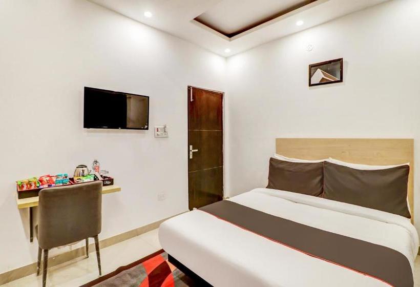 호텔 Collection O 79138 Collection O  Premier Inn