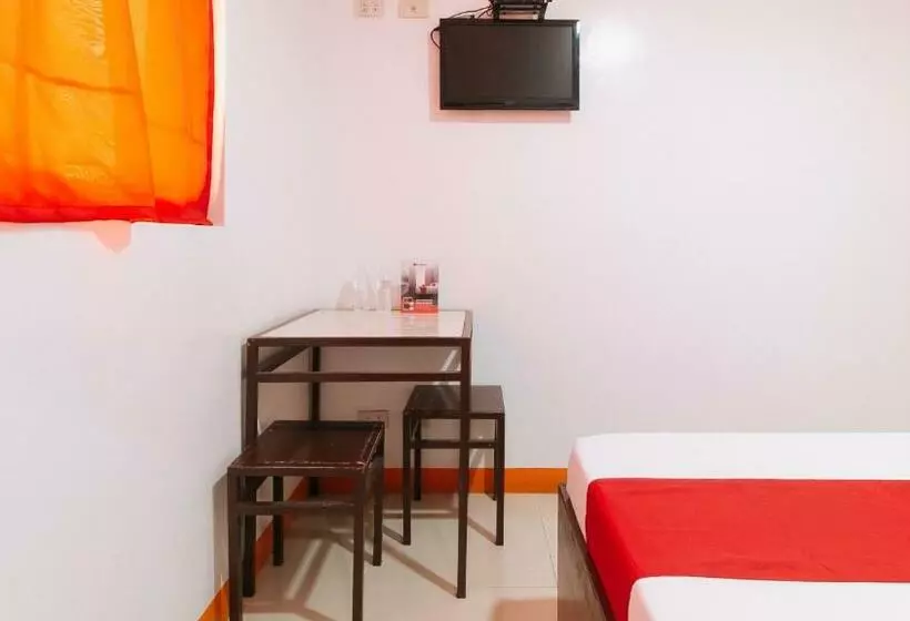 Reddoorz @ El Runway Hotel Bulacan