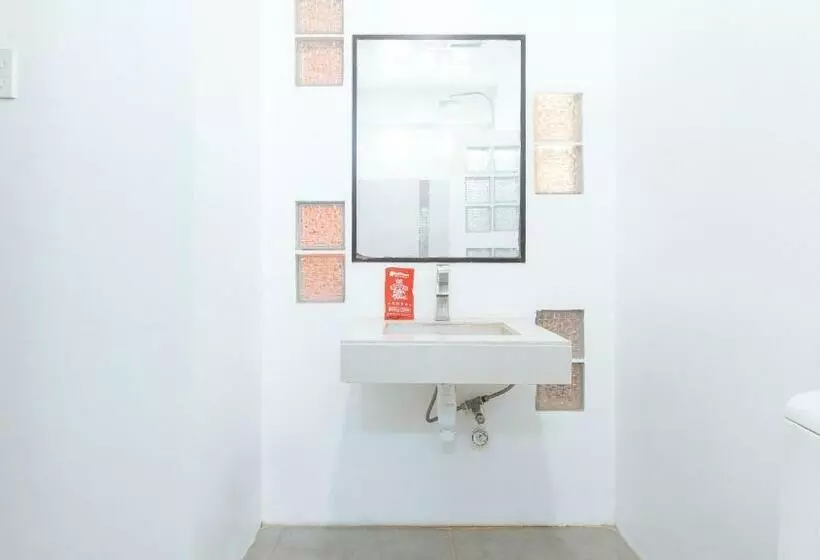 Reddoorz @ El Runway Hotel Bulacan