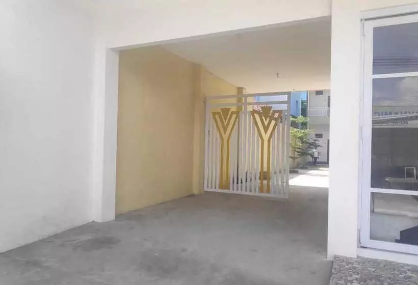 Hotelli Reddoorz Near Universitas Muhammadiyah Purwokerto