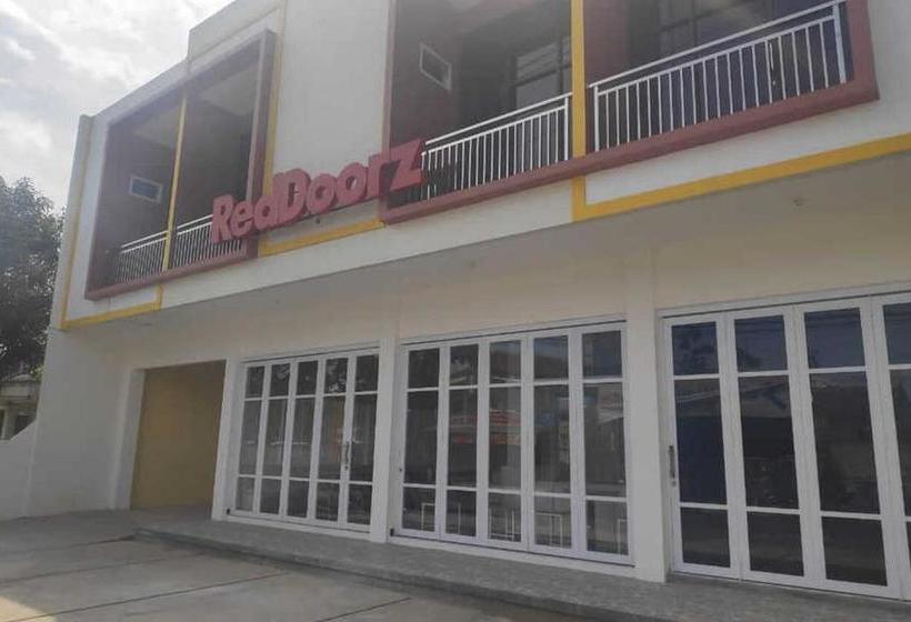 בית מלון כפרי Reddoorz Near Universitas Muhammadiyah Purwokerto