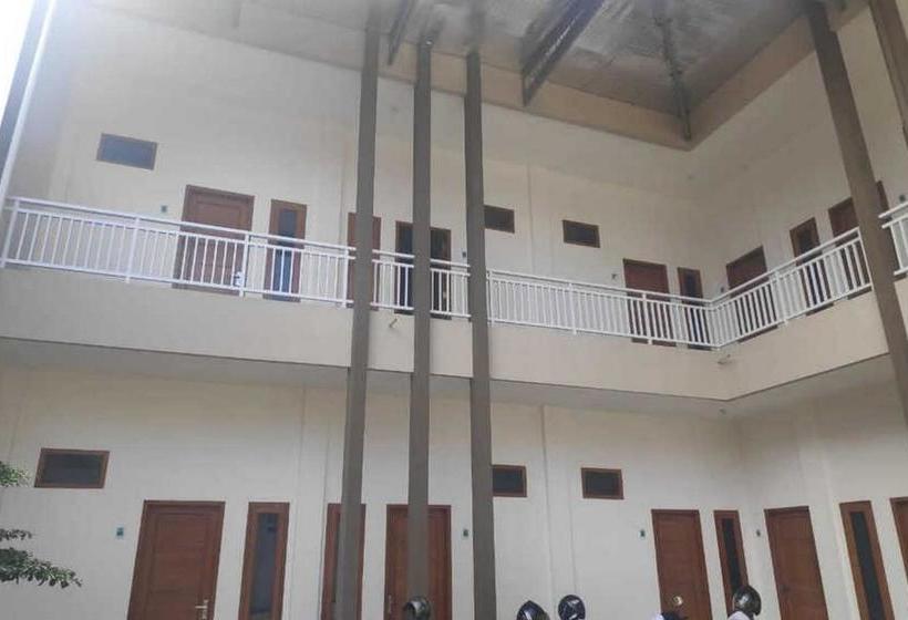 בית מלון כפרי Reddoorz Near Universitas Muhammadiyah Purwokerto