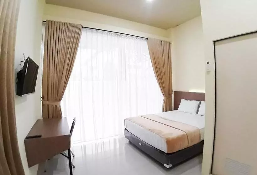 Hotelli Reddoorz Syariah Near Transmart Jambi 2