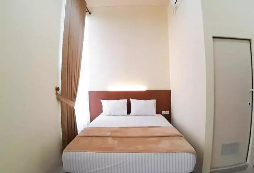 Hotelli Reddoorz Syariah Near Transmart Jambi 2