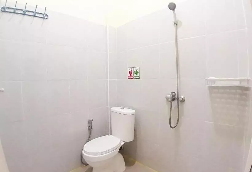 Hotelli Reddoorz Syariah Near Transmart Jambi 2