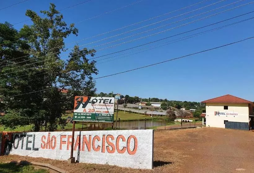 Hotelli Sao Francisco Tres Barras Do Parana Pr