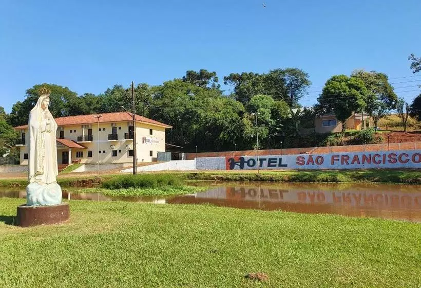 Hotelli Sao Francisco Tres Barras Do Parana Pr