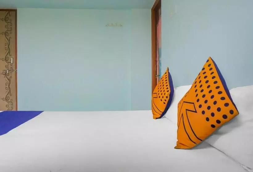ホテル Spot On 79676 Hote Kinara Lodging And Restaurant
