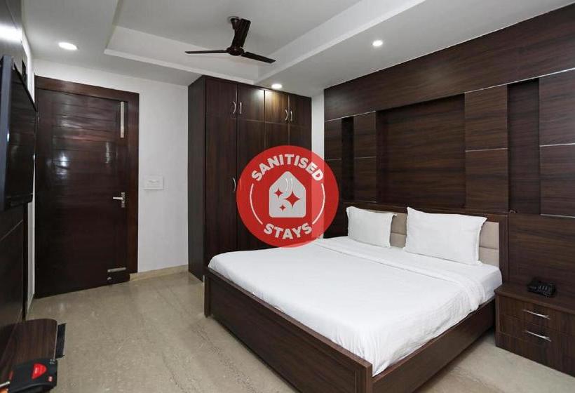 Hotel Vaccinated Staff  Spot On 73715 Gc Jain Atithi Grah