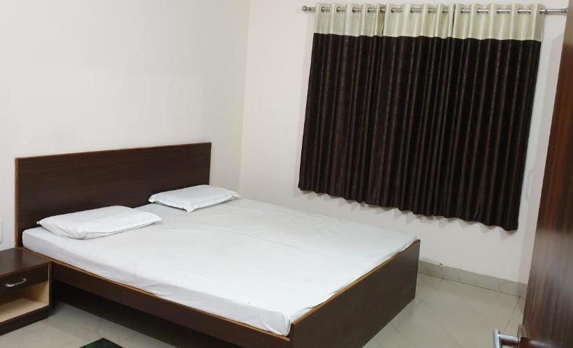 ホテル Vishwa Geeta Palace