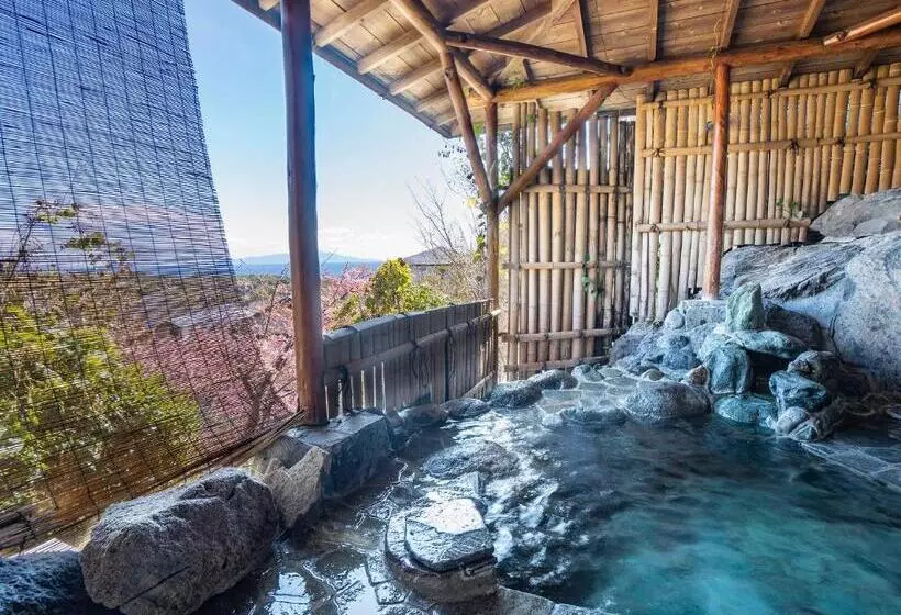ホテル We Home Villa ～城ケ崎温泉～