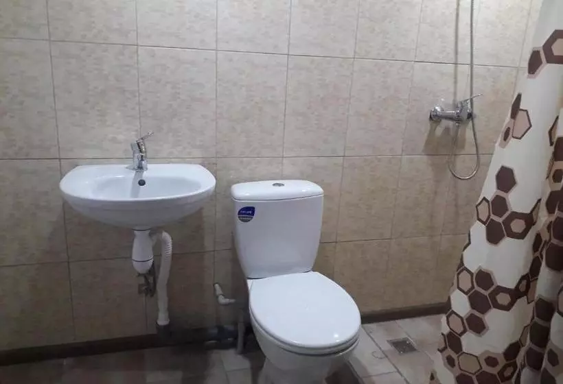 Majatalo медова садиба