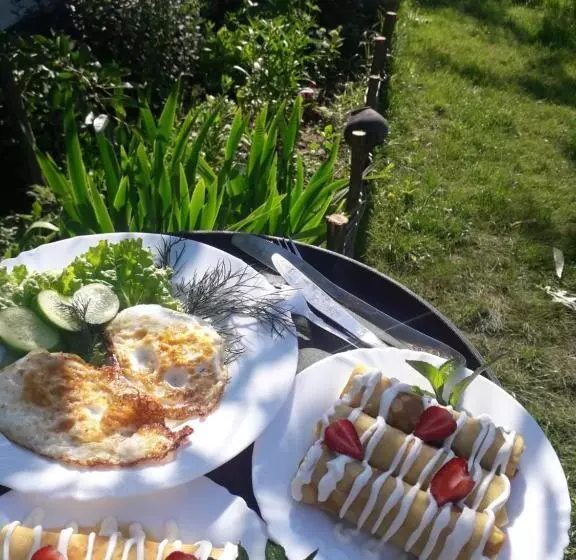 Majatalo медова садиба