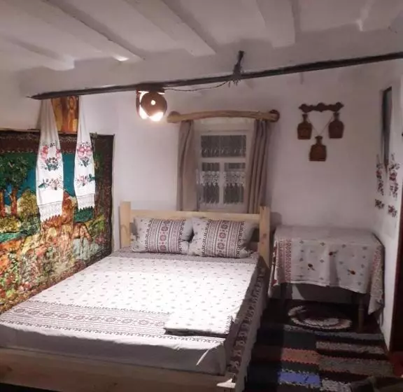 Majatalo медова садиба