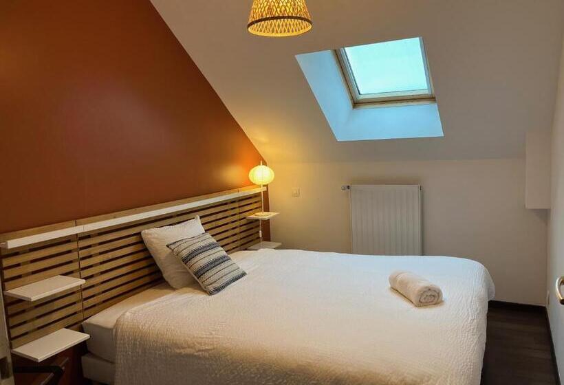 بنسيون Château Du Mauny, Gîtes Et Chambres D Hôtes En Bourgogne