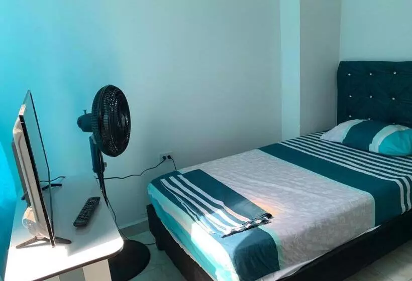 ペンション Hospedaje Alférez Real