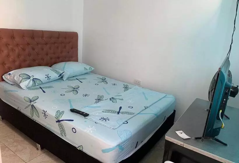 ペンション Hospedaje Alférez Real