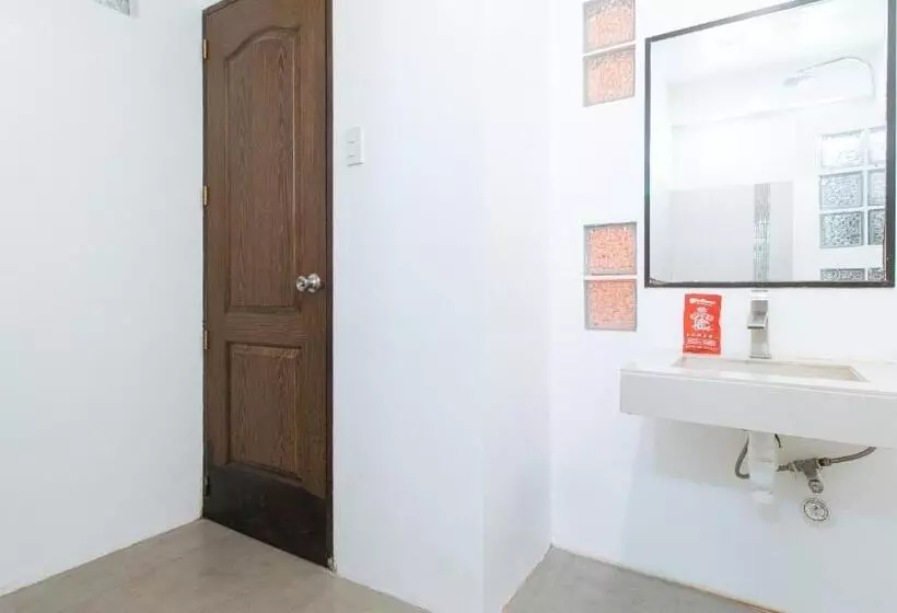 Reddoorz @ El Runway Hotel Bulacan