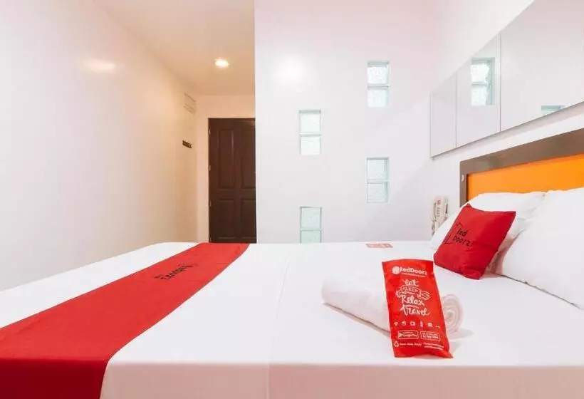 Reddoorz @ El Runway Hotel Bulacan