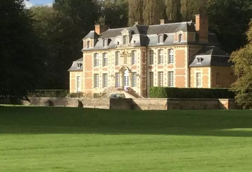 Aamiaismajoitus (B&B) Chateau De St Maclou