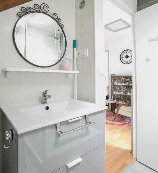 Aamiaismajoitus (B&B) Les Rayonnantes