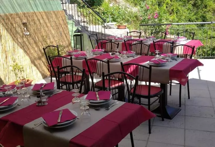 ホテル Agriturismo Vecchio Frantoio