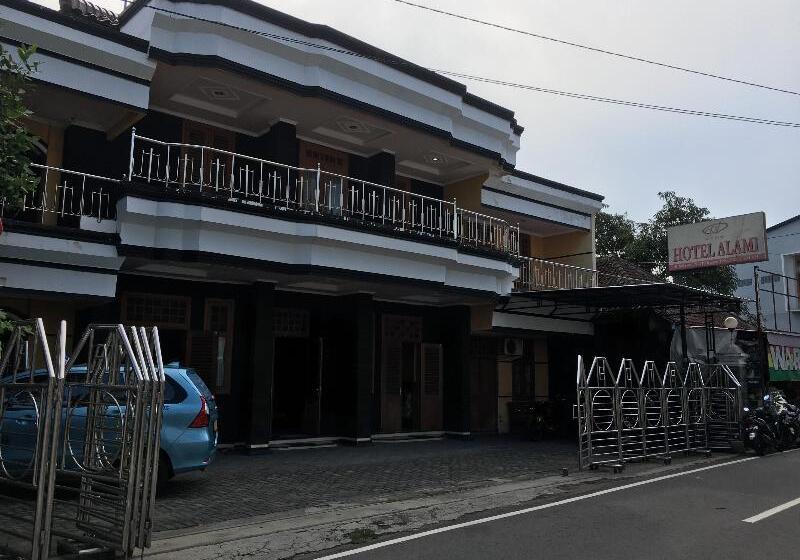 Szálloda Alami Near Alun Alun Klaten