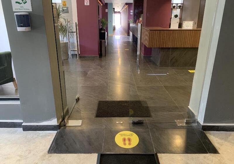 ホテル Luma By Kavia Cancun