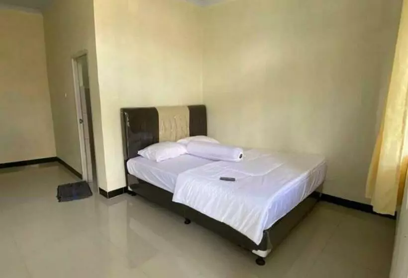 ホテル Mitra Grand House Syariah Redpartner