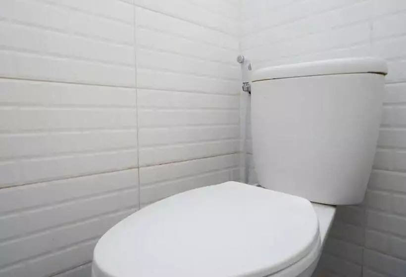 Hotelli Reddoorz Near Universitas Muhammadiyah Purwokerto 2