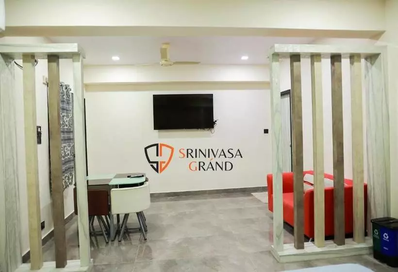 Hotelli Srinivasa Grand