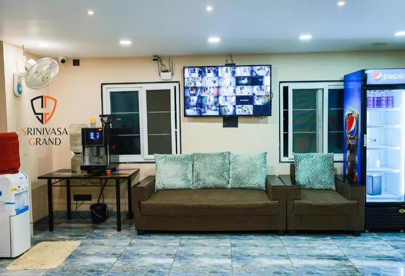 Hotelli Srinivasa Grand