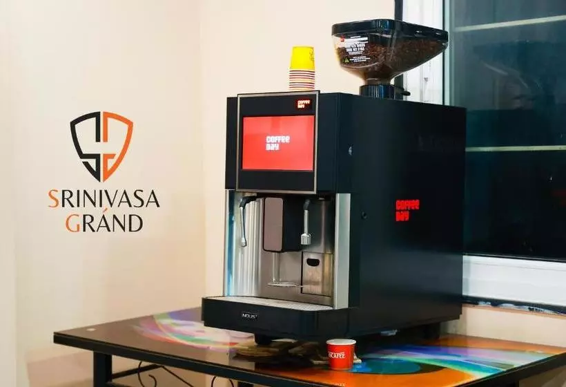 Hotelli Srinivasa Grand