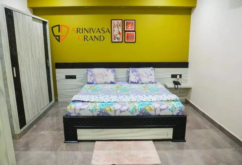 Hotelli Srinivasa Grand