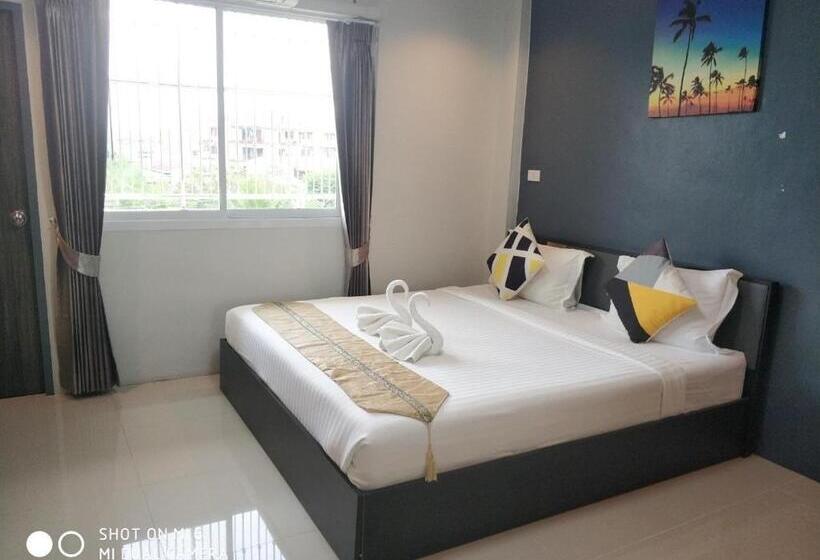 Отель Supachai Inn