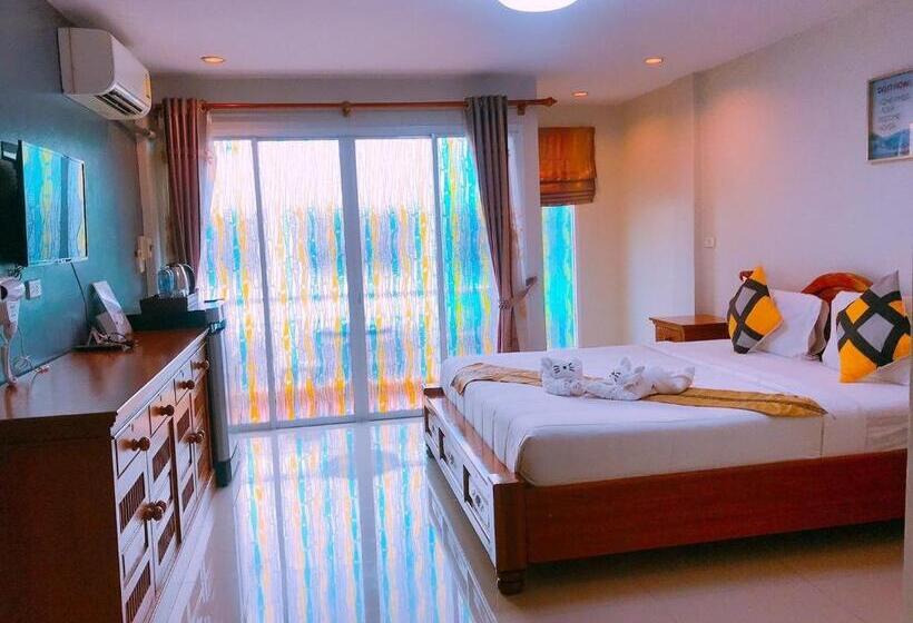 Отель Supachai Inn