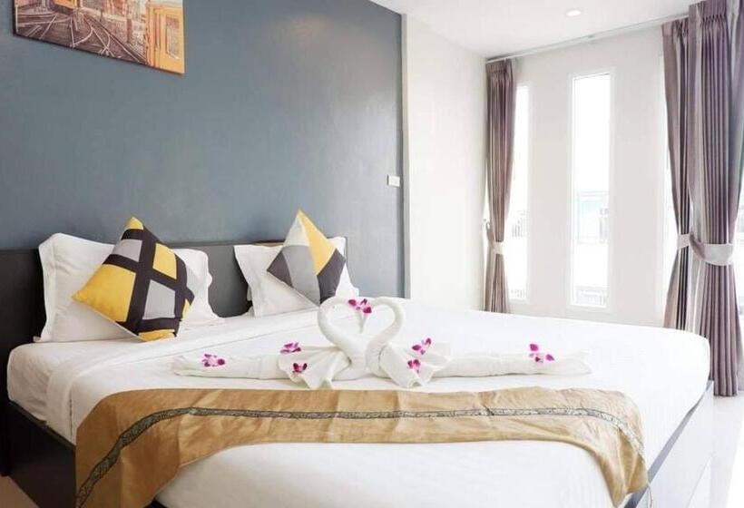 Отель Supachai Inn