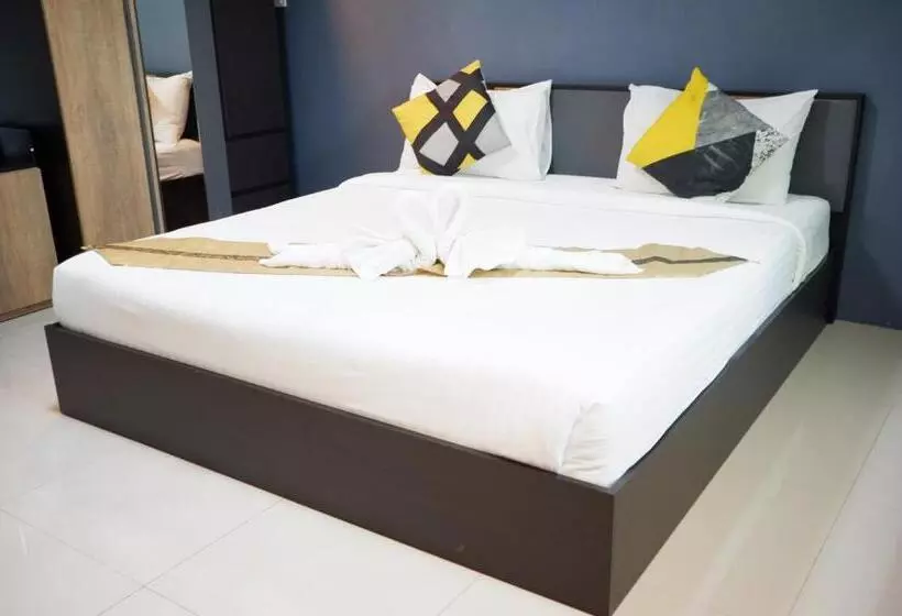 Hotelli Supachai Inn