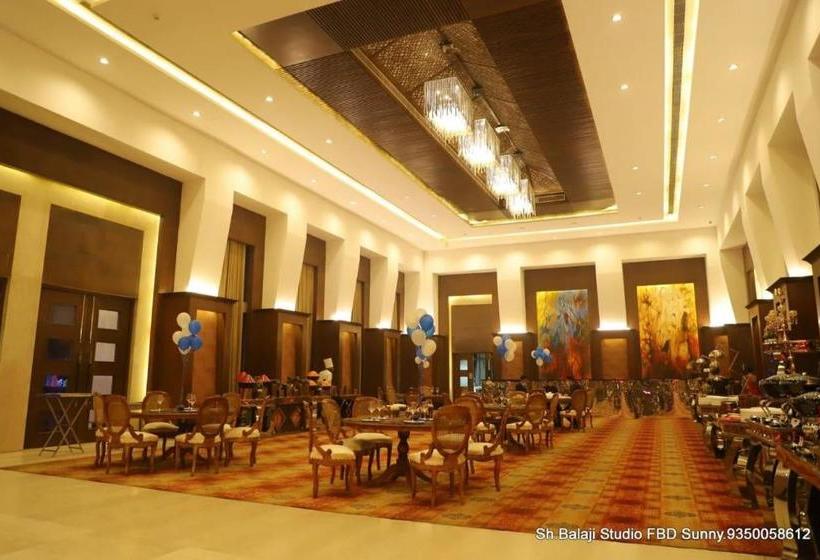 Hotel Tivoli Royal Palace