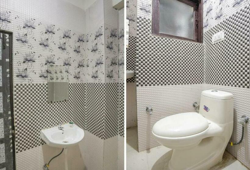 호텔 Vaccinated Staff Oyo Town House 402 Santosh Palace